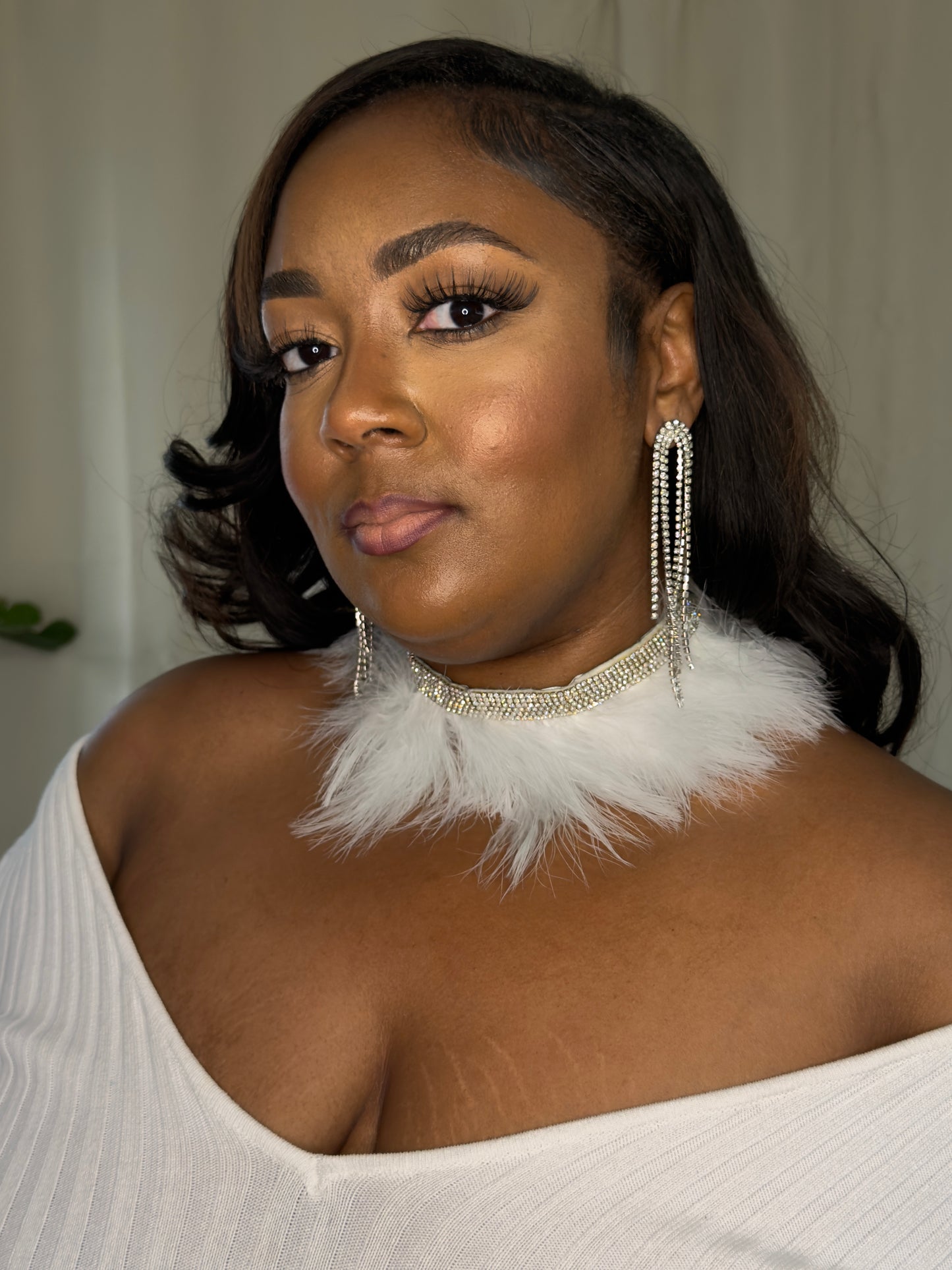 Statement Choker Necklace, Fur Necklace, Birthday Outfit Jewelry, Party & Photoshoot Look White Wedding Necklace Rhinestone Choker